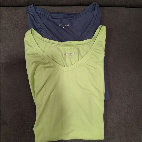 Set of 2 Activewear V-neck Stretch T-Shirts, Small, Lime Green & Gray - Picture 2 of 10